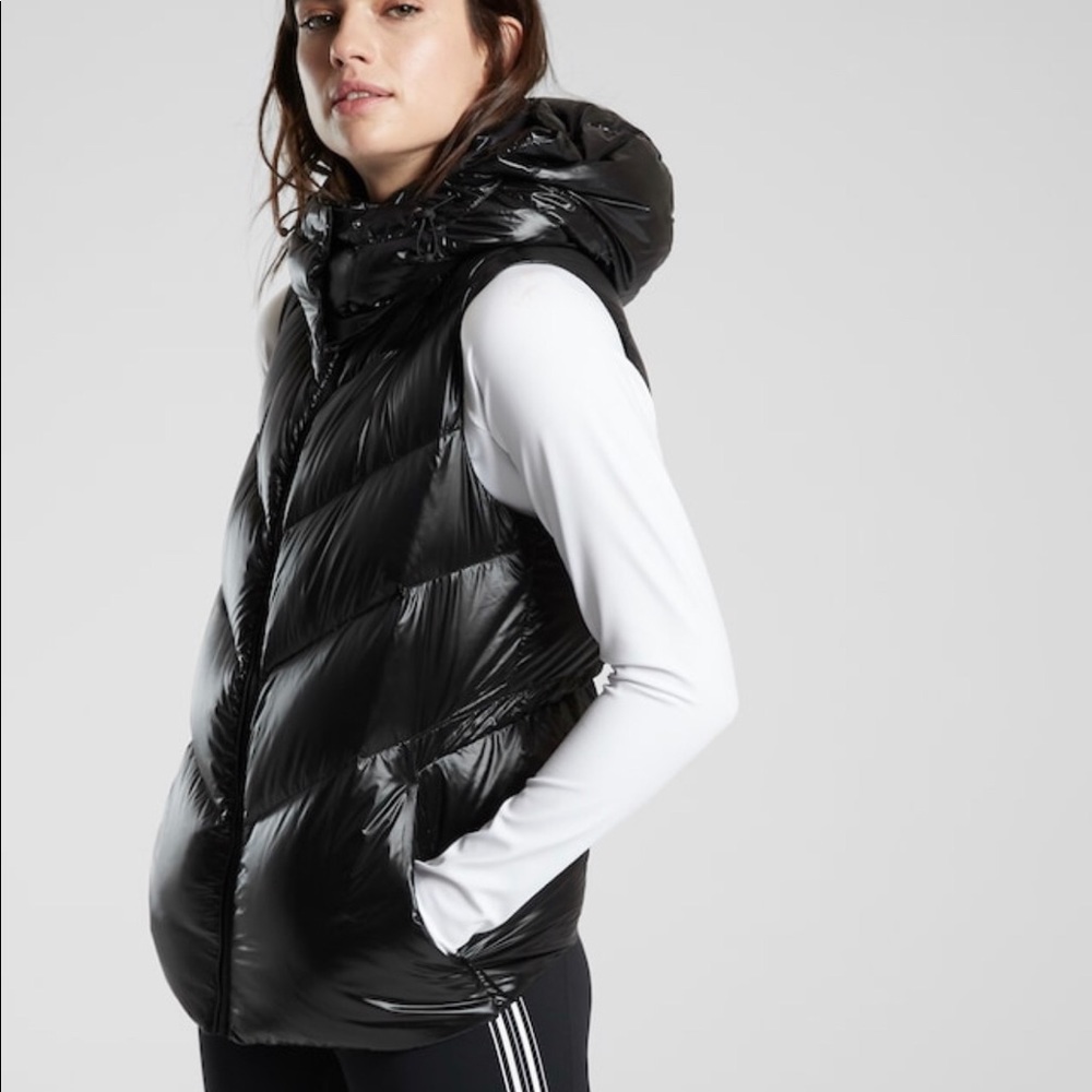 NWT Athleta Lofty Down Vest Black - Picture 8 of 12